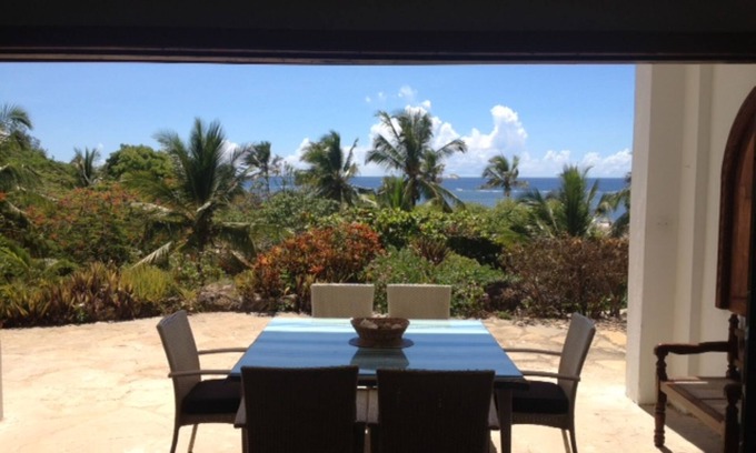 Central Province House | Beach House with private Pool and use of Tennis Court. Breathtaking Views.