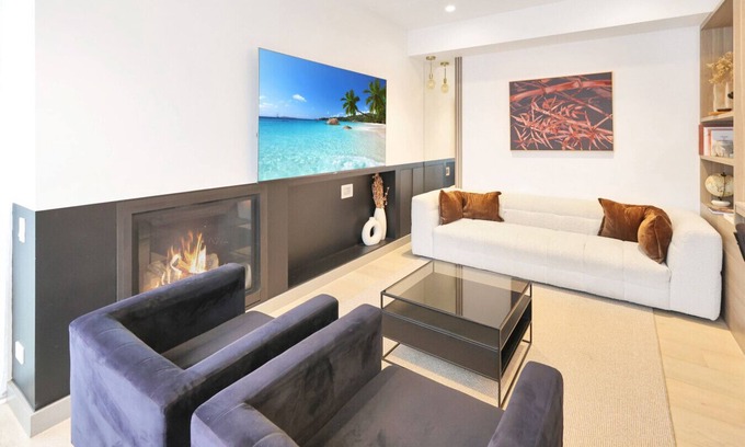 Ocean Grove House | Beach Luxury On The Park- Central Ocean Grove, Sleeps 6, 2 bedroom, 3 bathroom