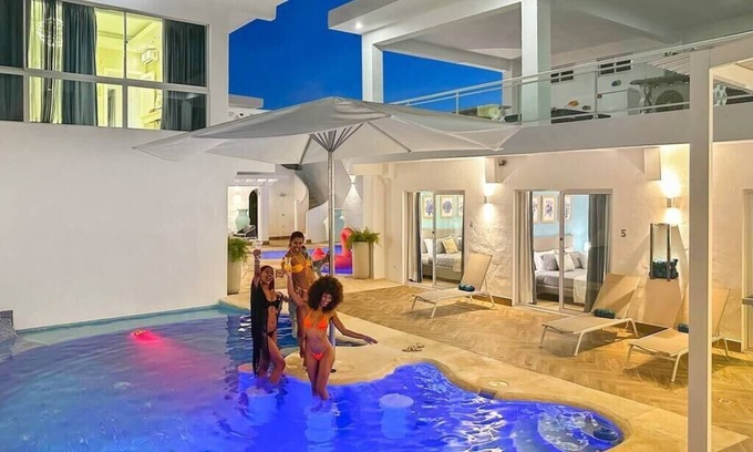 Punta Cana Villa | Beach Party Villa, 11 Bedrooms, 3 Pools and Jacuzzi
