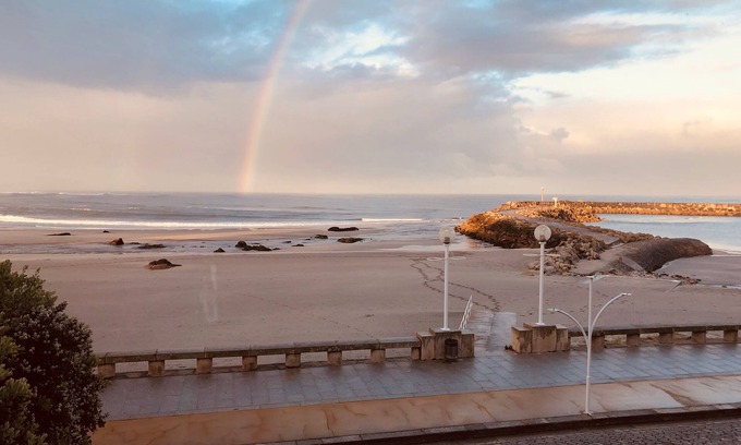 Vila Praia de Ancora Apartment | Beachfront accommodation, shared rooms with all amenities.