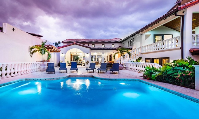 Playa Langosta House | BEACHFRONT 5BR Luxury Villa "Carolina Del Mar", Memorable Sunset Views.