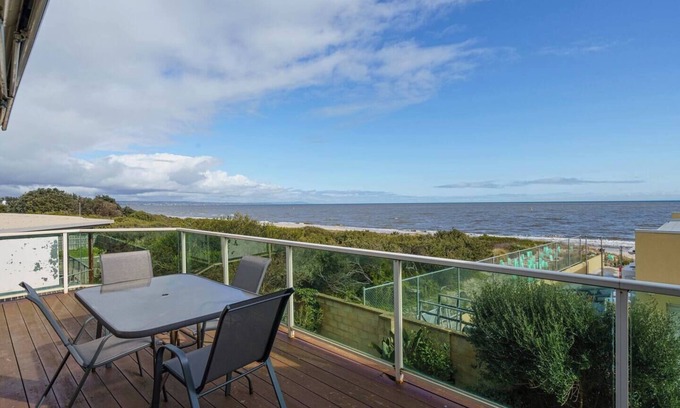 Bonbeach House | Beachfront at Bonbeach A Coastal Lifestyle Gem