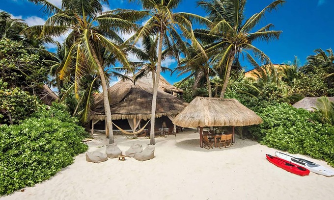 Soliman Bay House | Beachfront Bungalow in Soliman Bay