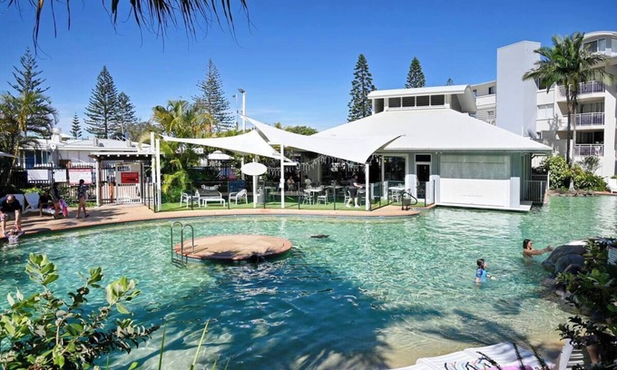 Sunshine Coast Resort | Beachfront Choices - Beach, Lagoon, Spa ZE1