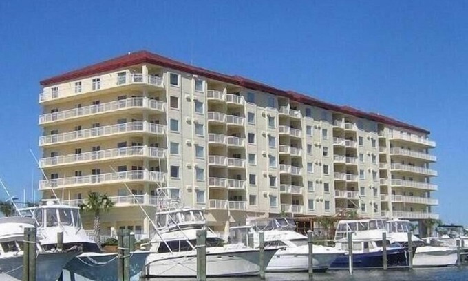 Morehead City Condo | Beachfront Condo with Amazing Views