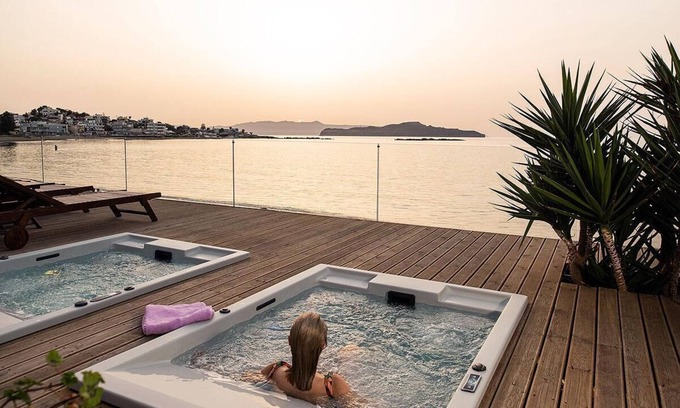 Agii Apostoli Other | Beachfront Glaros 3 bedroom villa with outside jacuzzi
