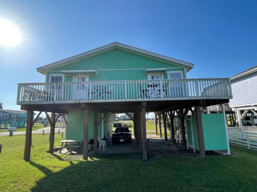 Jamaica Beach Apartment | Beachfront Hideaway