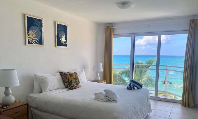 Maho Apartment | Beachfront Penthouse, 4 bedrooms