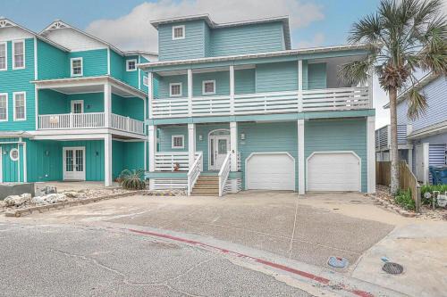 Sand Point House | Beachin' Good Time