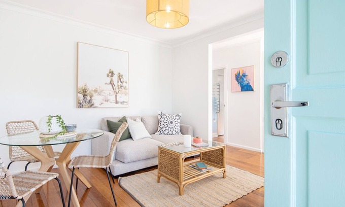 Parkdale House | Beachside Vibes 2 min stroll to Parkdale Beach