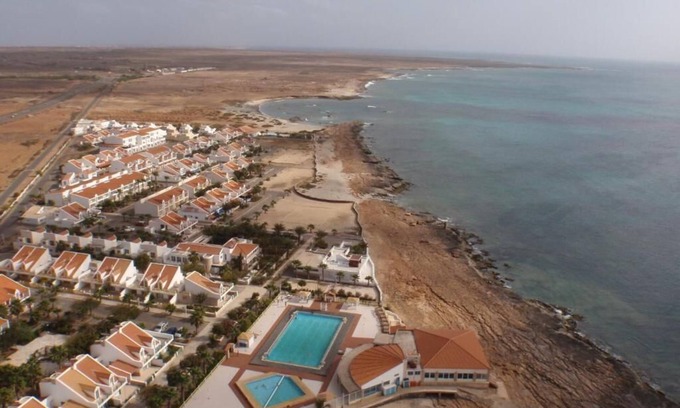 Beirona House | Beachvilla - 1st sea row - with 150 sqm - sea view - quiet location - air conditioning