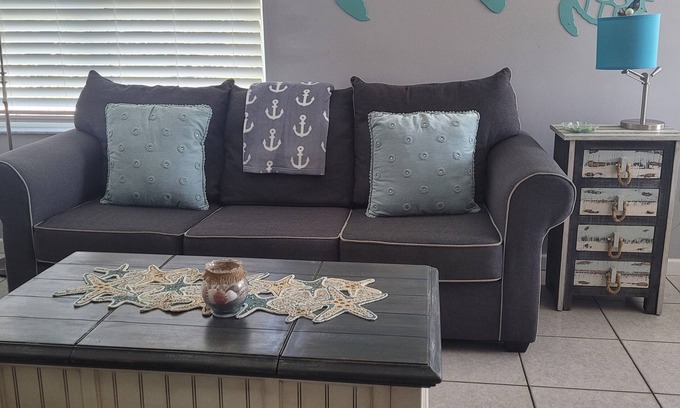 Port Canaveral Condo | Beachy 1 bedroom across the street from the beautiful beaches of Cape Canaveral,