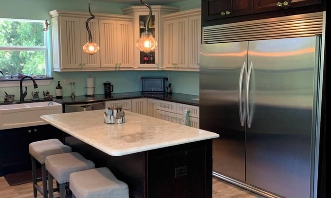 Tradewinds House | Beachy Keen-Tranquil home away from home with private beach! Discount MarchApril