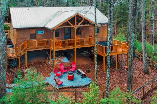 Hiawassee House | Bear Necessity Cabin