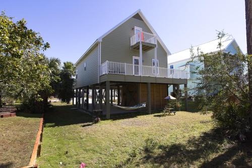 Ono Island House | Bear Point