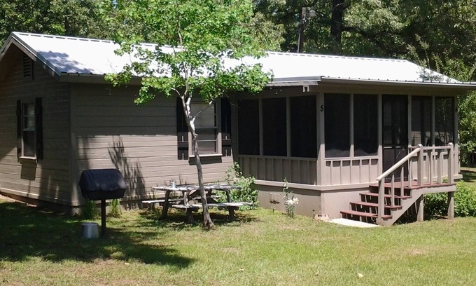 Bronson Cabin | "Bearly Behaving" is a quaint, rustic cabin on Lake Sam Rayburn, TX - (# 5)