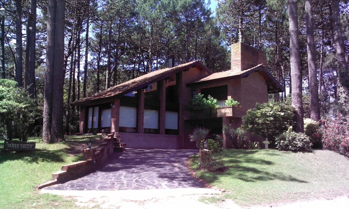 Pinamar House | Beatiful Family House Near The Beach