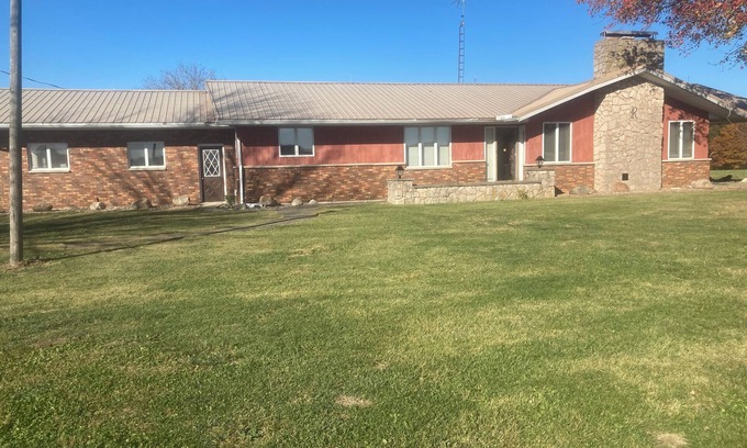 Janesville Other | Beautiful 2-bedroom country home rural Jewett with lots of room inside and out.