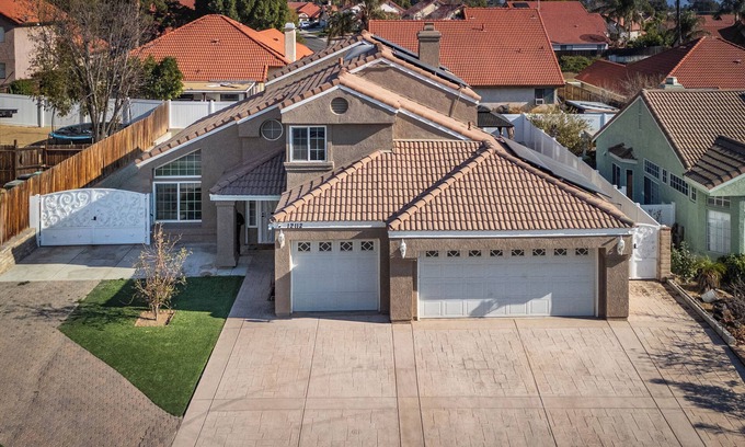 Moreno Valley House | Beautiful 4BR Home with pool in Scenic M. Valley