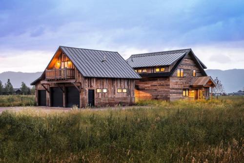 Victor House | Beautiful 5 BR Wild Mustang Home in Victor, ID