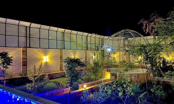 Al Kafrayn Villa | Beautiful 7 beds Villa & Pool near Deadsea