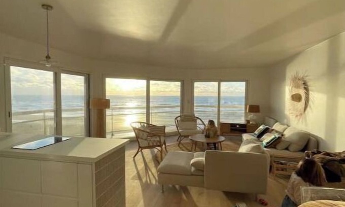 Saint-Etienne-au-Mont Apartment | Beautiful apartment, panoramic view, refurbished