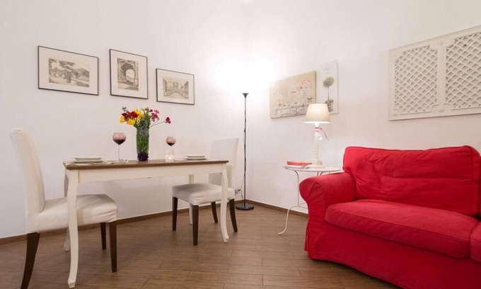 Vatican Apartment | Beautiful and comfortable apartment in the center close to S.Peter square
