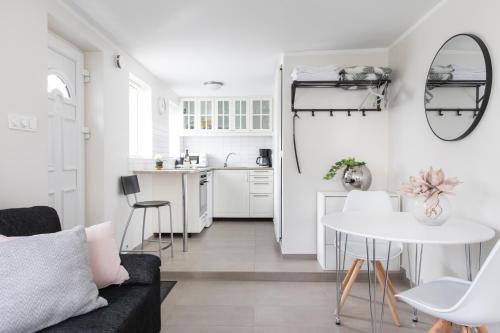 Vesturbær Apartment | Beautiful and quiet apartment in city center - perfect location