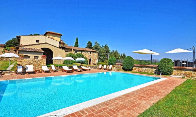 San Casciano in Val di Pesa Apartment | Beautiful apartment with A/C, WIFI, pool, TV, pets allowed and parking, close to Greve In Chianti