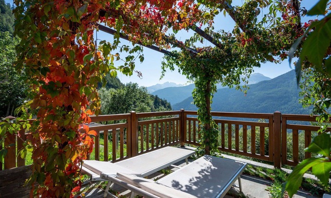 Avise Apartment | Beautiful apartment for 4 people with WIFI, TV, pets allowed and parking