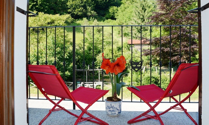 Savona Apartment | Beautiful apartment for 5 people with WIFI, TV, patio, pets allowed, panoramic view and parking