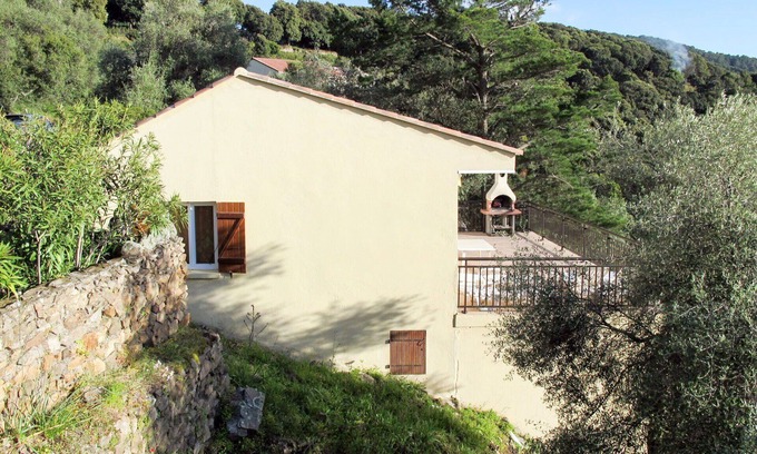Partinello Apartment | Beautiful apartment for 2 guests with A/C, WIFI, TV, patio, pets allowed, panoramic view and par.
