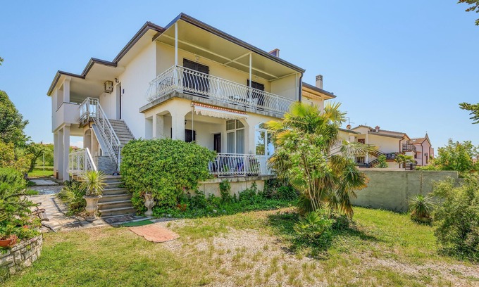 Lovrecica Apartment | Beautiful apartment in Umag with WiFi
