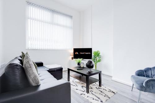 Bootle Apartment | Beautiful Apartment una - free public parking