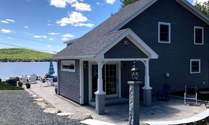 Otis House | Beautiful Beachfront Lake House- Sleeps up to 12- Weekly Discounts Available!