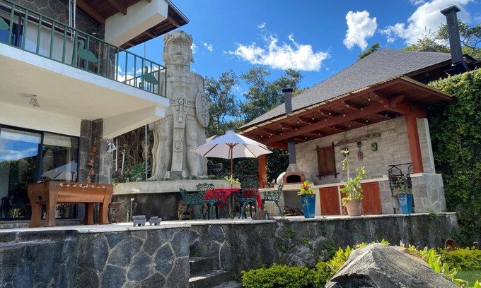 San Lucas Toliman House | Beautiful Chalet in Lake Atitlan! w/Private direct Beach Access