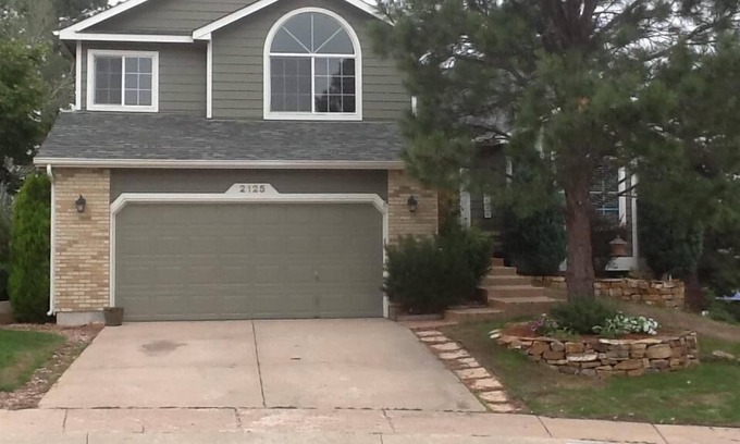Briargate House | Beautiful Colorado Springs Get Away with Pikes Peak Views and AFA access