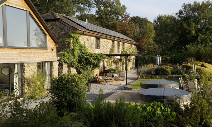 Ashprington House | Beautiful converted barn, a retreat for families and friends to enjoy!