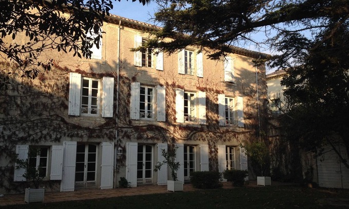 Cazouls-les-Beziers Bed & Breakfast | Beautiful town house for your mini bteak