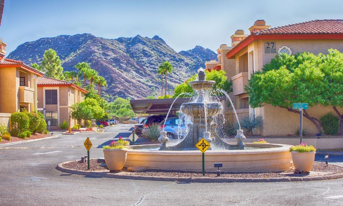 North Mountain House | Beautiful Fully Furnished Townhouse in a gated community in Paradise Valley.