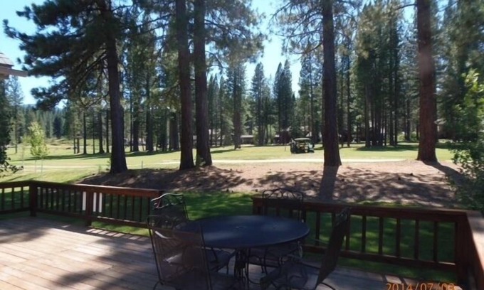 Plumas Eureka Estates House | Beautiful Getaway On Plumas Pines Golf Resort
