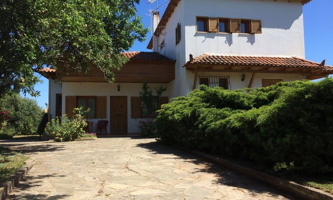 Vlachokerasia Villa | Beautiful Greek Villa - 5 minutes from the beach!