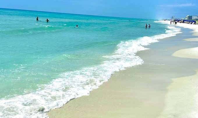 Sugar Beach House | Beautiful Gulf Front Complex,White Sandy Beaches, private pool, Paradise Awaits!