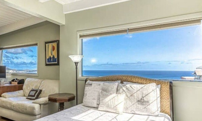 Waialae Iki Ridge House | Beautiful Hawaii!nPanoramic Ocean View, a Private Pool!