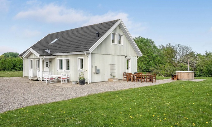 Sonder Stenderup House | Beautiful home in Sønder Stenderup
