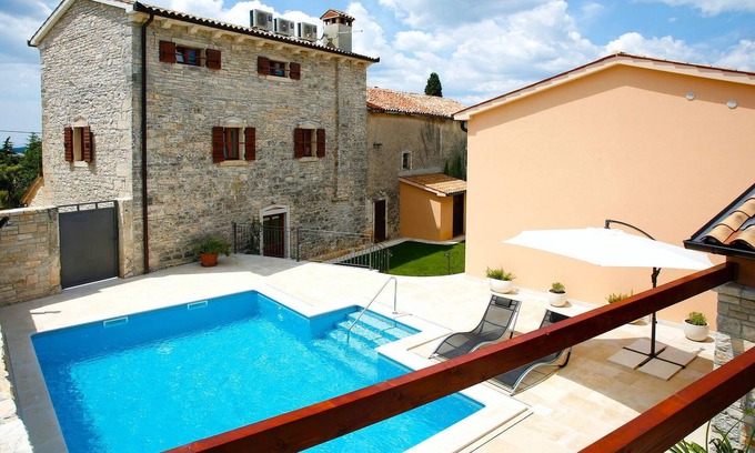 Burici House | Beautiful home in Kanfanar with sauna