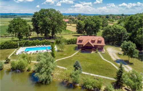 Mala Ludina House | Beautiful Home In Mala Ludina With Wifi