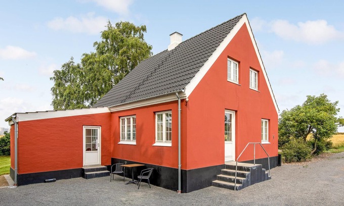 Listed House | Beautiful home in Svaneke with kitchen