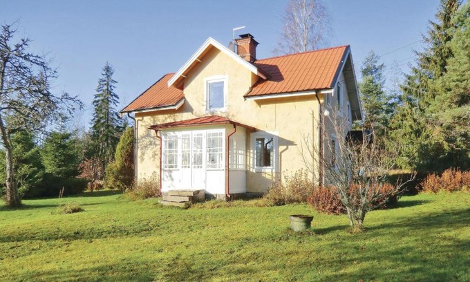 Solnehult House | Beautiful home in Vimmerby with 3 Bedrooms, Sauna and WiFi