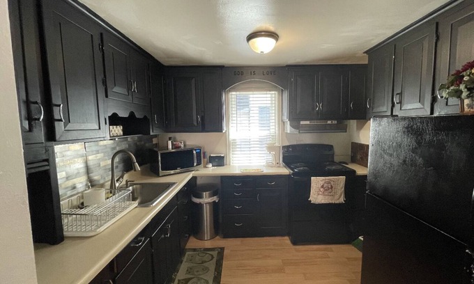 Fond du Lac House | Beautiful home with massage shower!